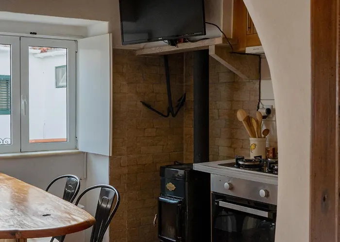 Charming In Sintra, Penedo Colares